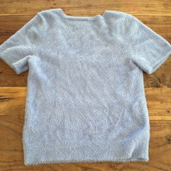 Maeve | Women's Sweater | Short Sleeve | Size L | Periwinkle | Furry Casual - Picture 4 of 4